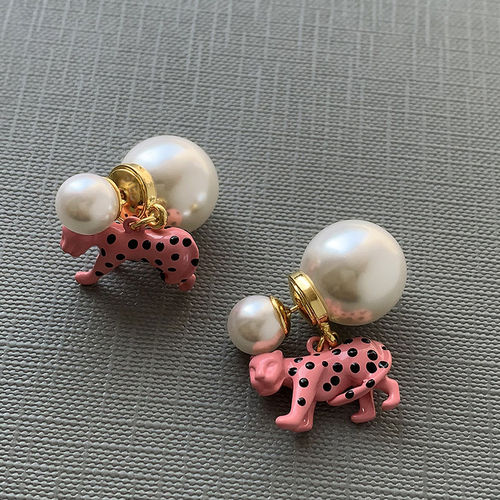 粉色豹子双面珍珠耳环女