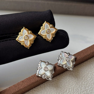 S925纯银白贝母四叶草耳钉女新款耳环轻奢高级感大气秋冬独特耳饰