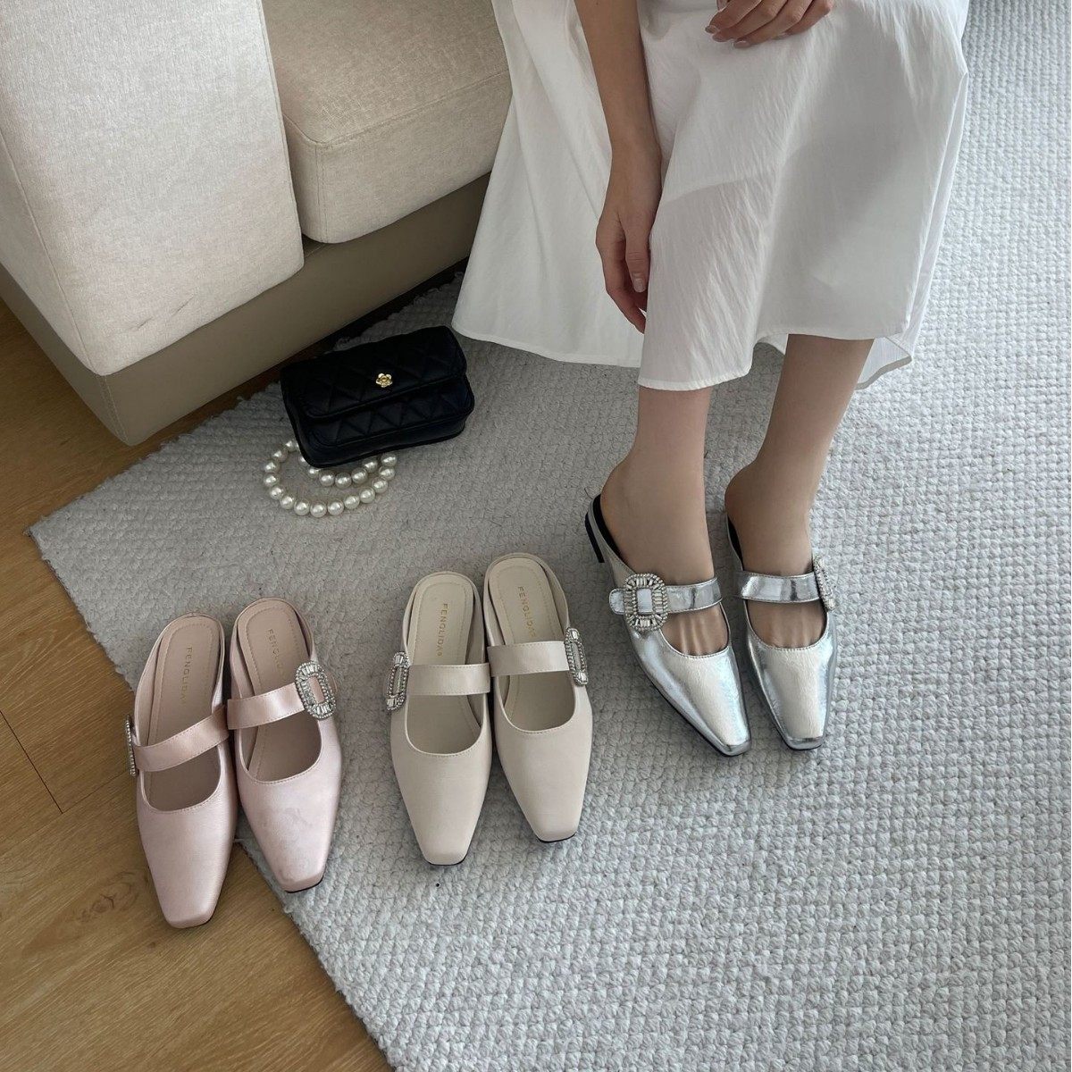 包头半拖鞋女2026新款夏季平底法式凉鞋女方头一字带钻扣穆勒单鞋