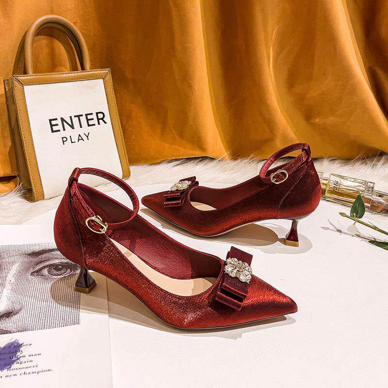 尖头一字带高跟鞋女细跟红色新娘婚鞋2026年春秋新款中跟浅口单鞋