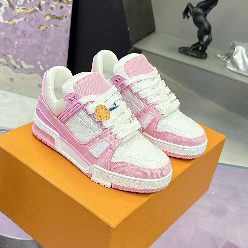 高端潮牌时尚滑板鞋女士真皮透气百搭拼色板鞋轻软厚底运动休闲鞋