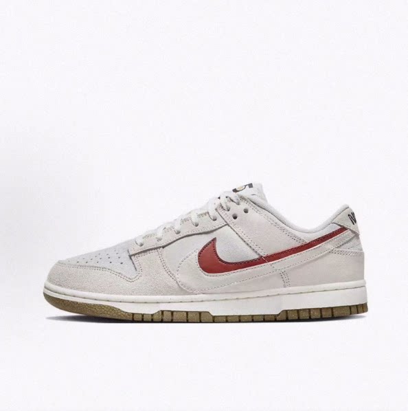 Nike Dunk 翻毛皮 经典复古 低帮 板鞋 女款