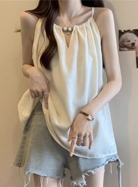 高级感黑色V领挂脖背心女2025夏法式轻奢性感气质度假风显瘦上衣