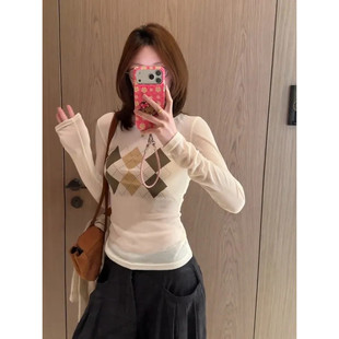 复古菱格撞色圆领长袖T恤女2026早秋新款修身显瘦内搭打底衫上衣