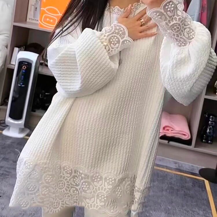 秋冬灯笼袖长袖T恤蕾丝拼接上衣