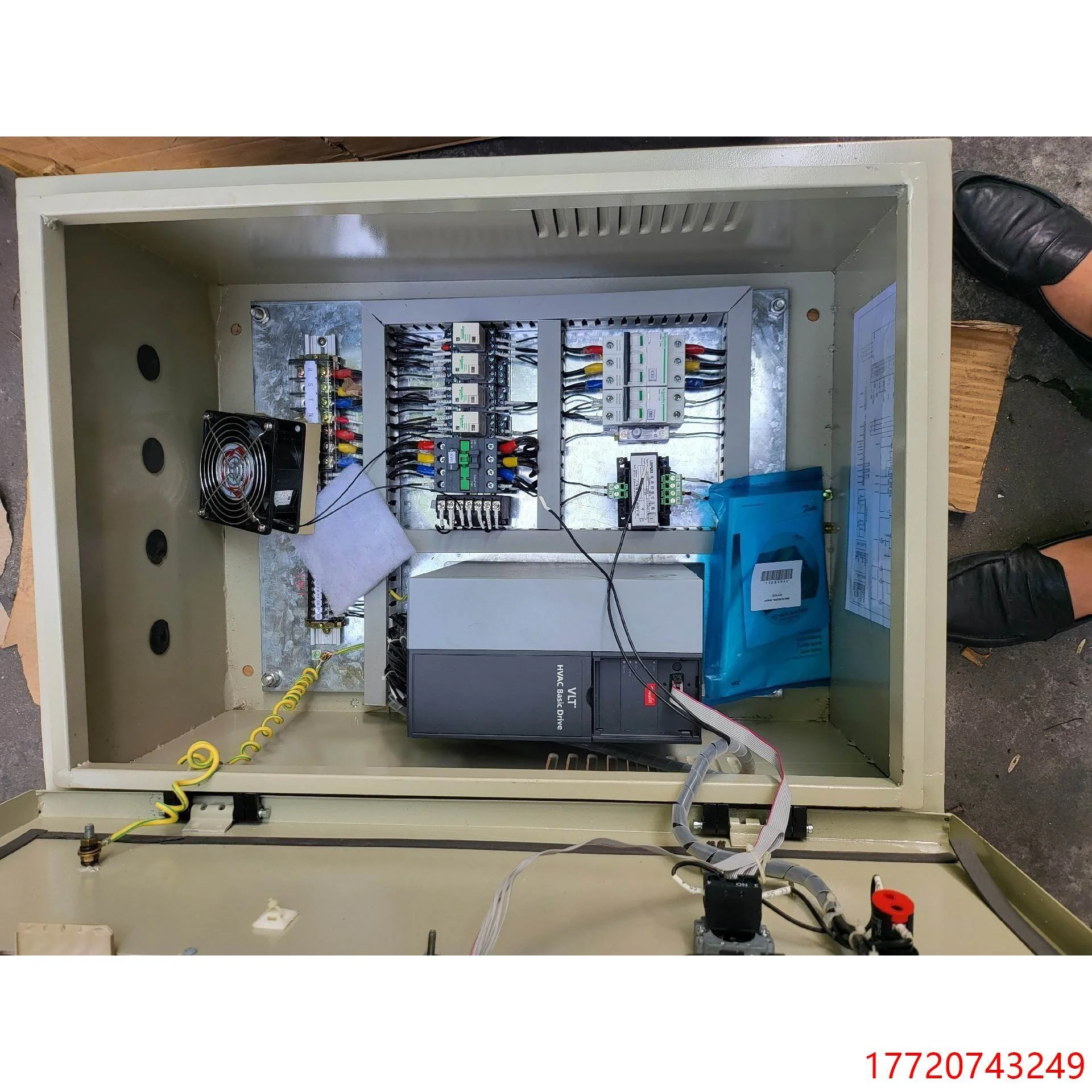 非实价议价议价议-价丹佛斯变频器101系列15KW，全新柜子未使用，