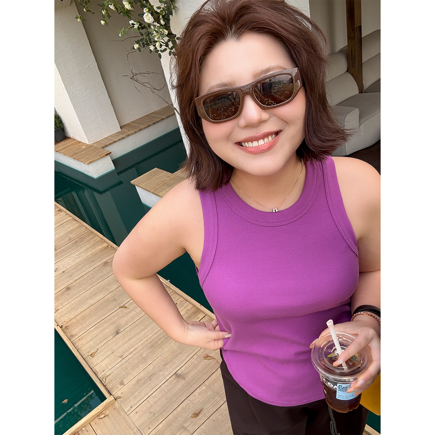 简爱胖mm弹力舒适无袖背心木子理想大码女装春夏百搭合体吊带背心