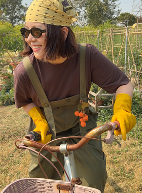 胖mm工装背带裤春木子理想大码女装宽松可调节舒适休闲裤子200斤