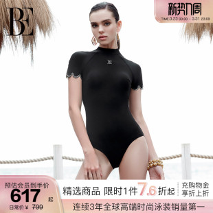 镶钻防晒高级感 系列女士三角连体泳衣短袖 BE范德安2026 时尚