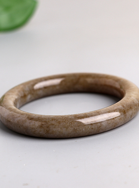 和田玉且末糖玉胖圆条手镯56圈口