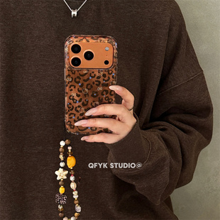 复古高级棕色豹纹猫咪适用iPhone17promax苹果15手机壳16promax新款 亮面17链条13防摔保护套14pro全包16女