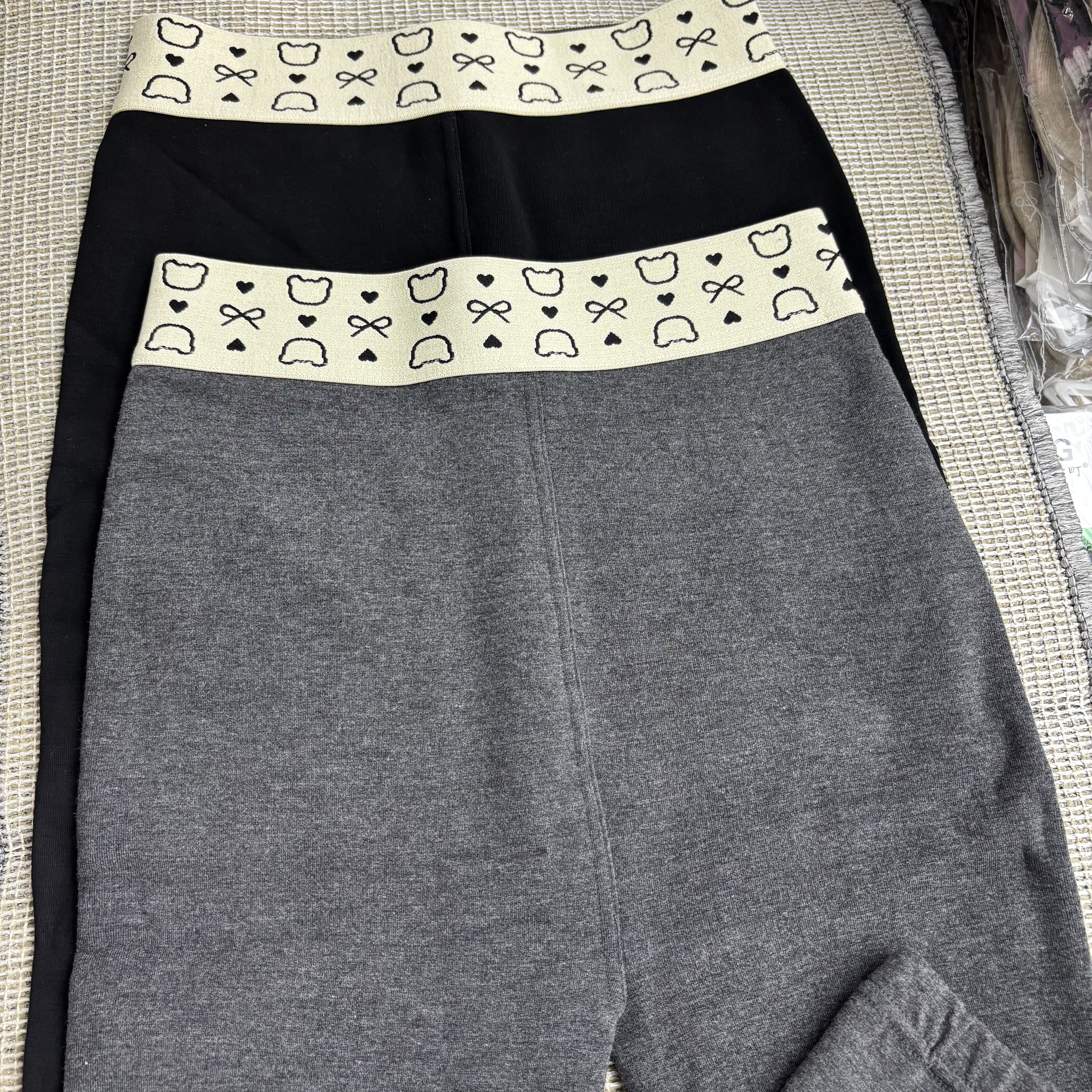 hk8818裤小炫秋冬薄绒灰色打底裤外穿一线裆九分裤舒适不紧绷黑棉