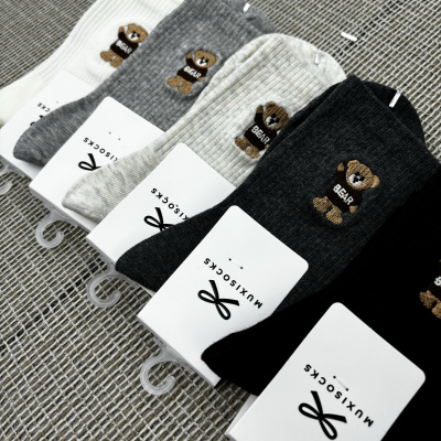 沐溪MX8705 五双装 刺绣小熊 高筒 精梳棉女袜