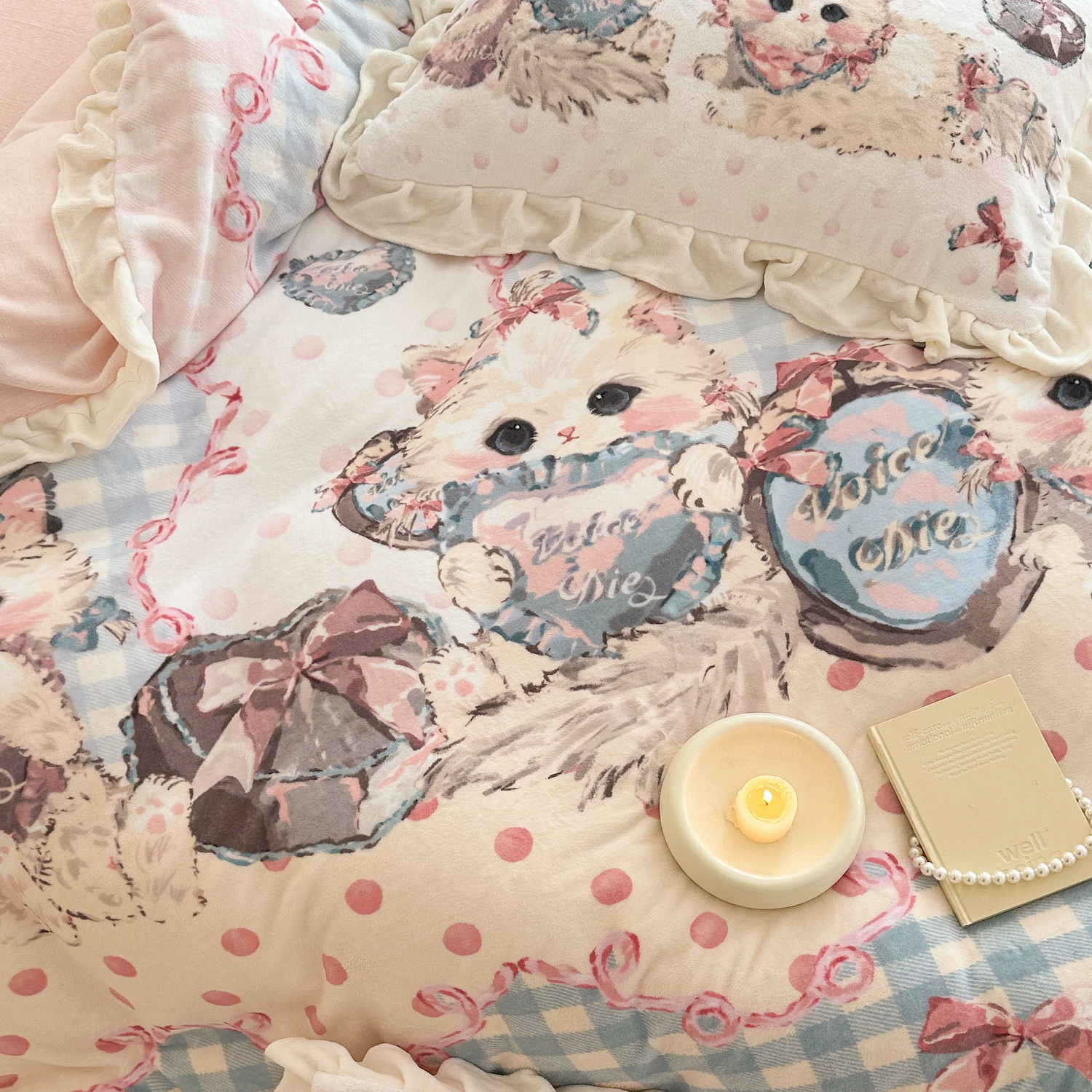 lolita风牛奶绒床上四件套可爱复古猫咪秋冬季加厚珊瑚绒花边ins