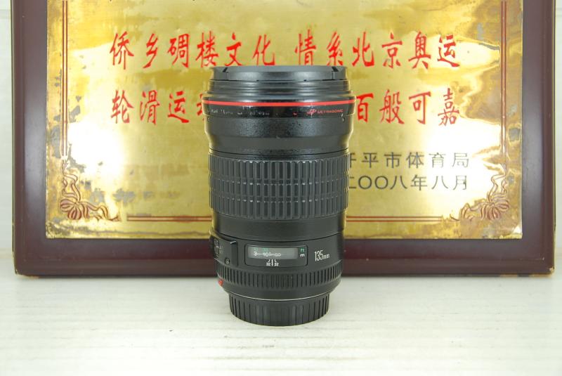 佳能 135mm F2L USM单反镜头专业红圈大光圈定焦人文人像扫街