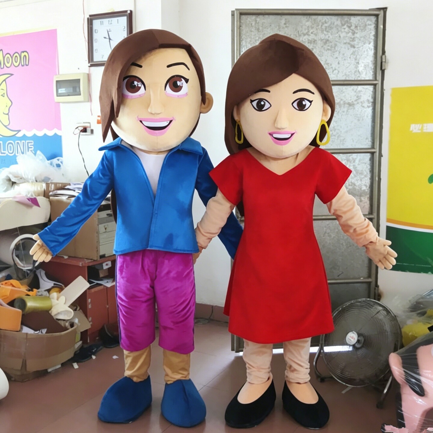 定做动漫都市白领职场女性妇女穿戴卡通人偶巡演出布偶道具衣服装