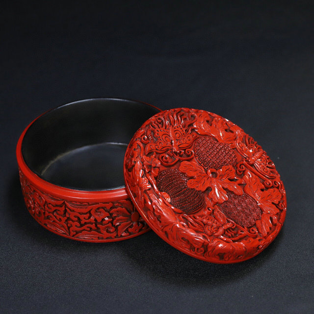 旧藏老木胎漆器手工满浮雕富贵花开粉盒香盒复古首饰珠宝盒收纳盒