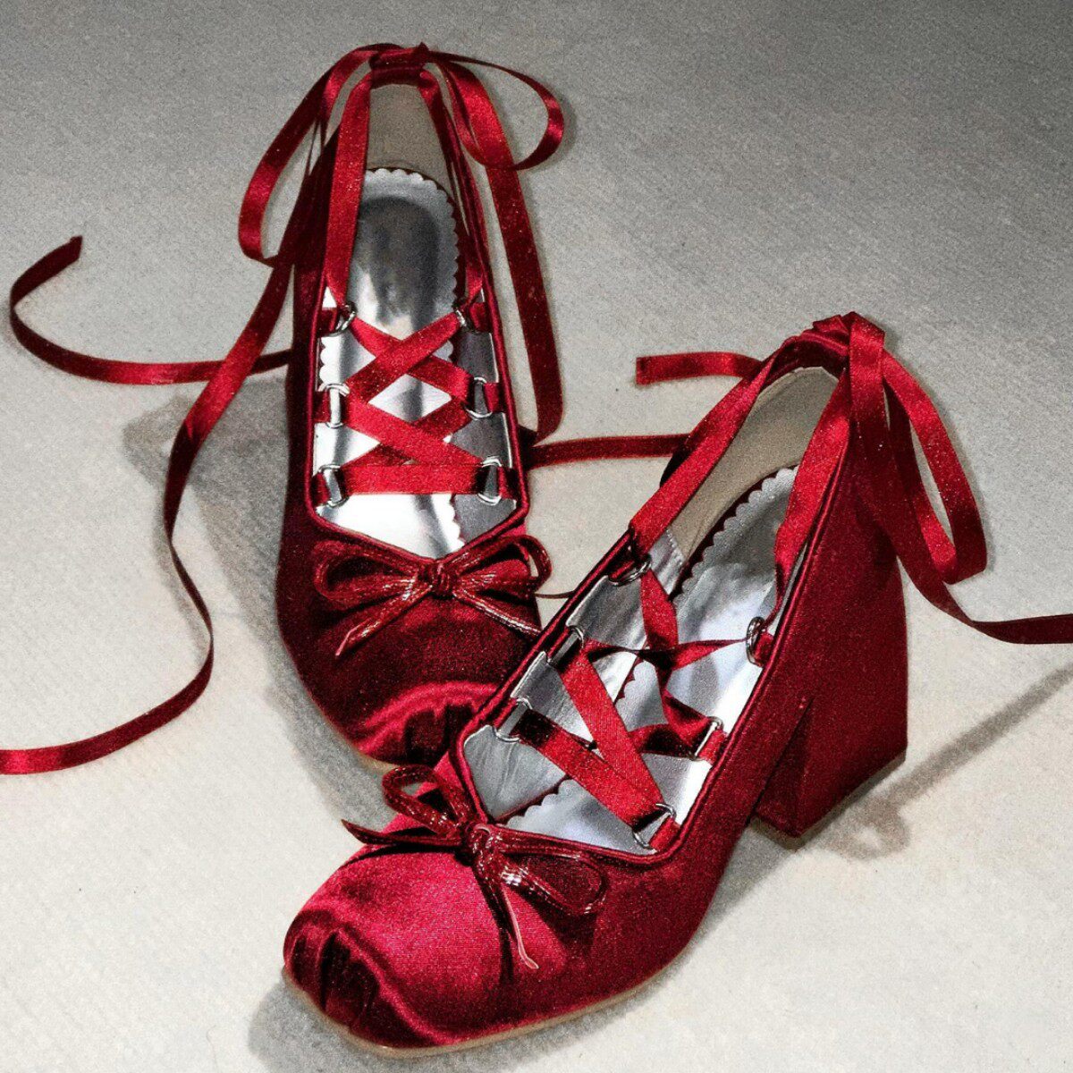 酒红色法式甜美洛丽塔花嫁绑带玛丽珍婚鞋女粗跟红色方头高跟鞋女