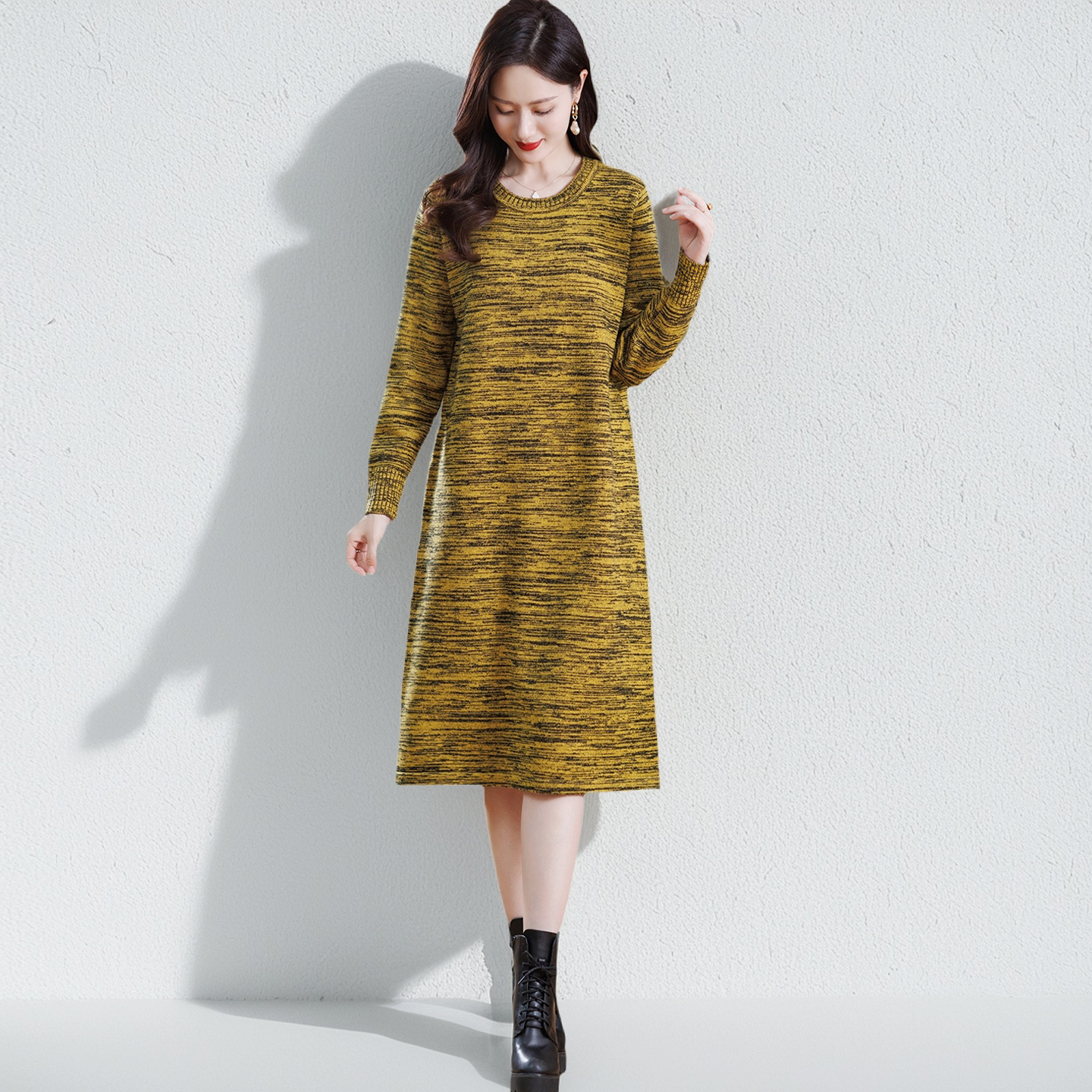 秋冬新款气质圆领打底针织连衣裙