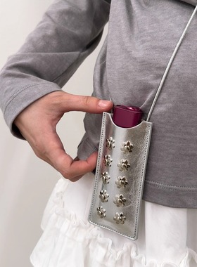 TYPESERVICE 韩国小众设计师品牌女士花朵铆钉微型迷你包装饰包