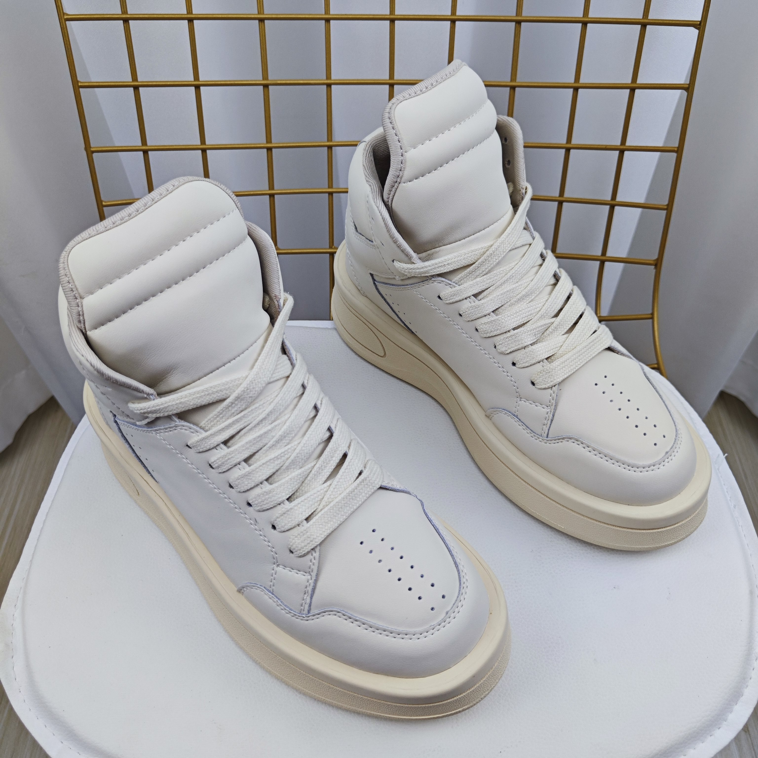 TWTW正品欧洲站工装厚底高帮鞋女2023秋冬加绒百搭时尚跑步运动鞋