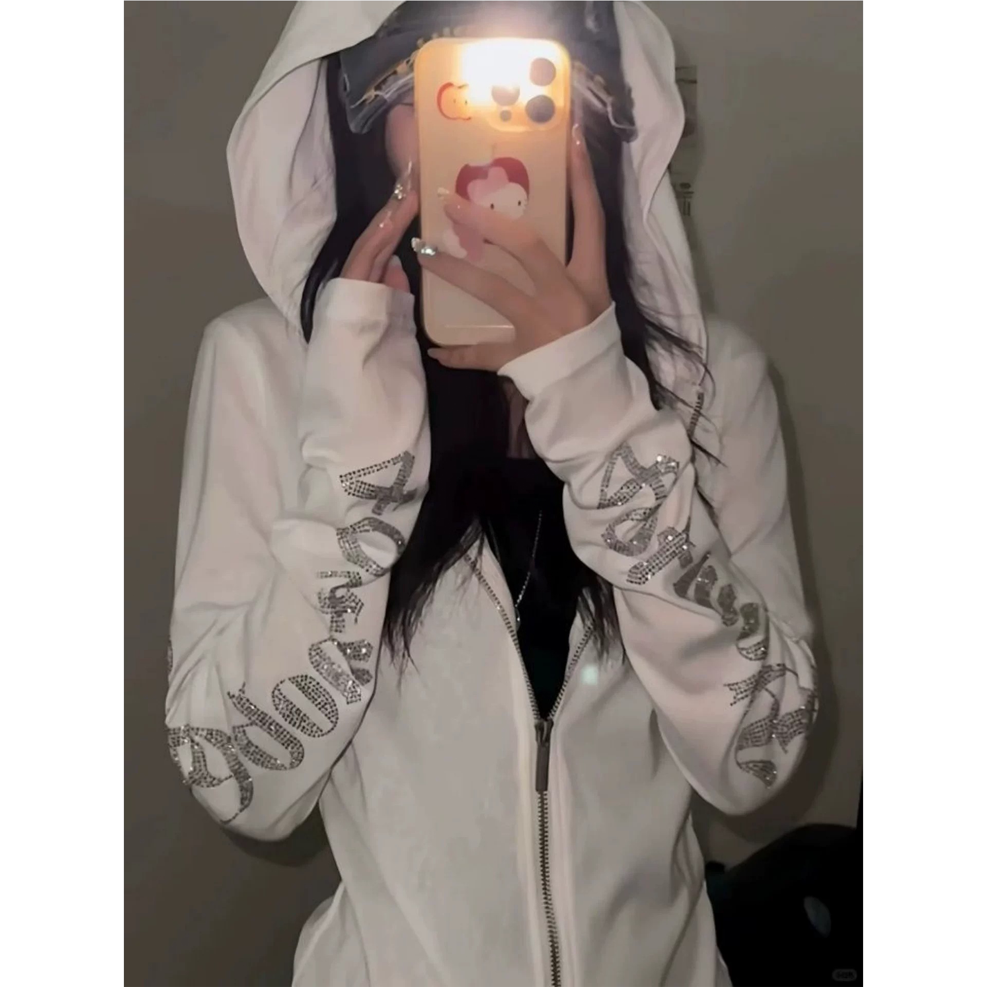 夏季新款白色连帽防晒衣女薄款透气星星字母烫钻长袖拉链帽衫外套