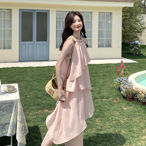 多巴胺粉色无袖挂脖连衣裙女夏2025慵懒松弛绝美度假蛋糕长裙及踝图片