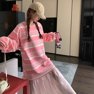 粉色条纹长袖卫衣连衣裙女2025春季新款设计感宽松鱼尾拼接长裙潮图片