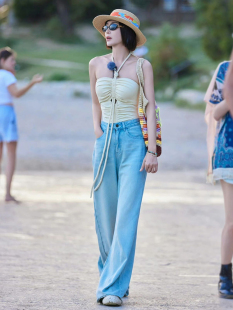 Vanliga秦岚同款米白色连体显瘦抽绳设计高级度假玩水连体泳装