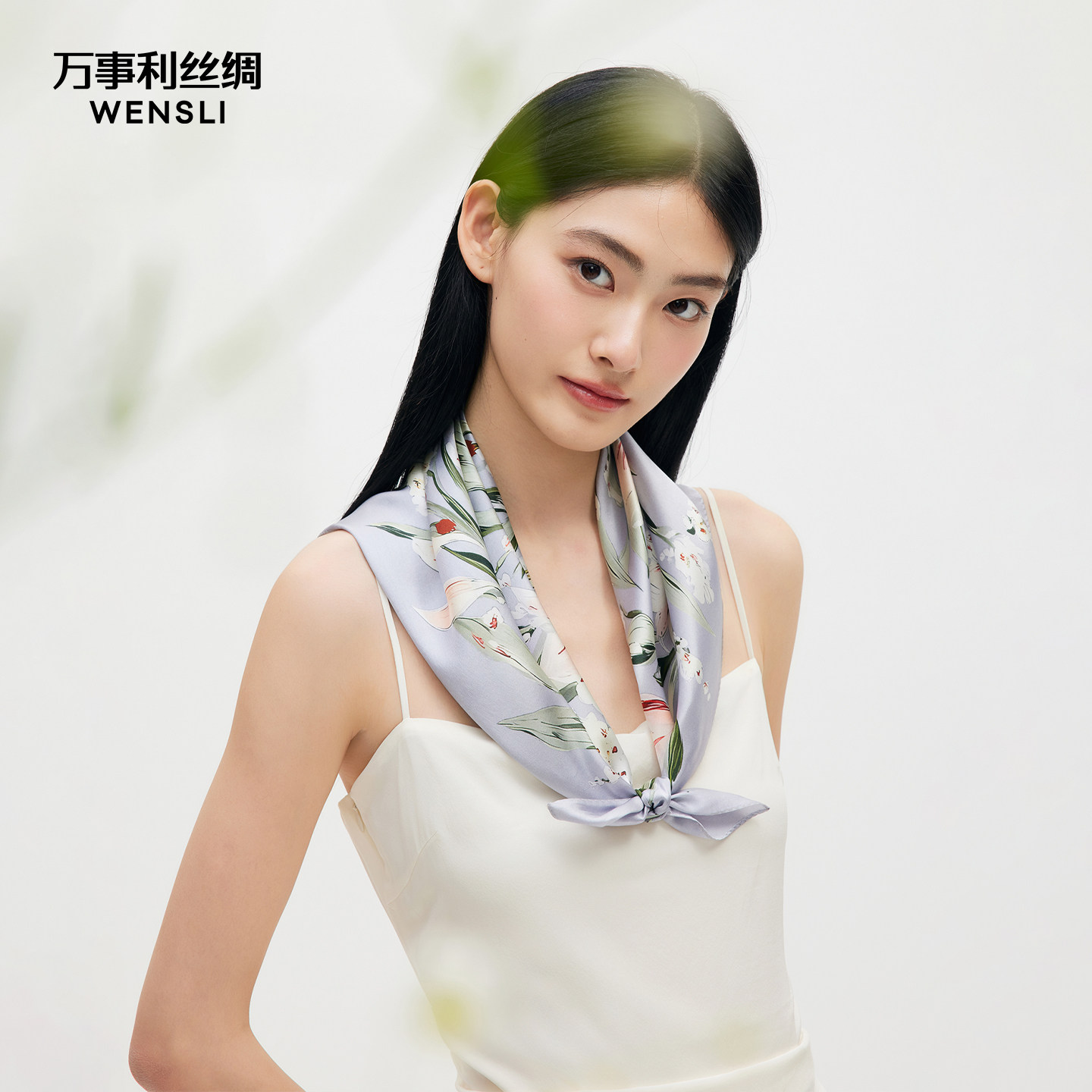 万事利26春夏新品真丝丝巾印花卷边中方巾围脖女送礼礼盒-清风谣