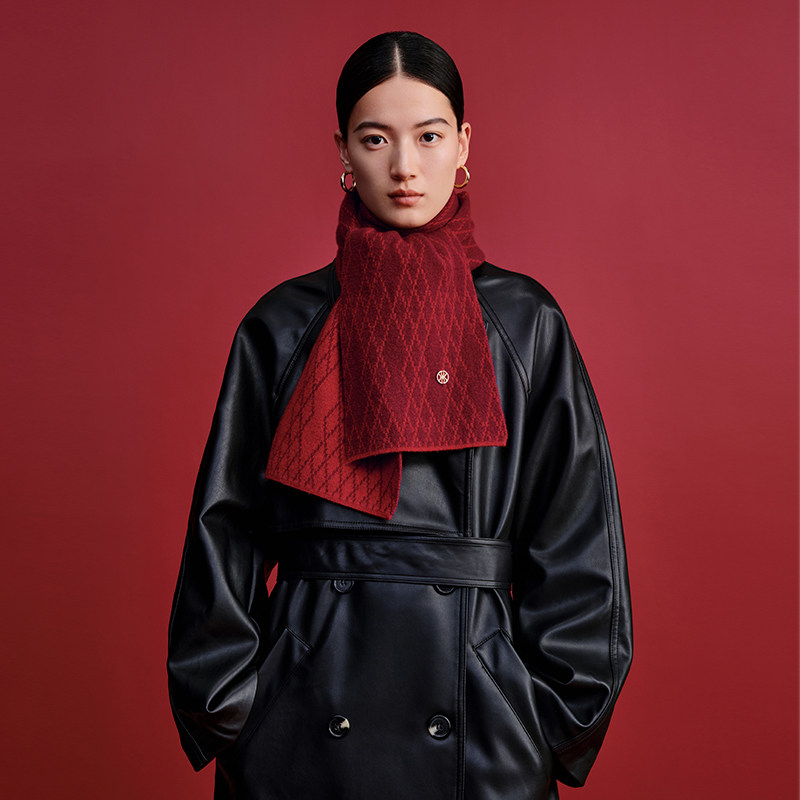 万事利2023秋冬新品绵羊毛围巾女生保暖红色围脖披肩新年新年礼物