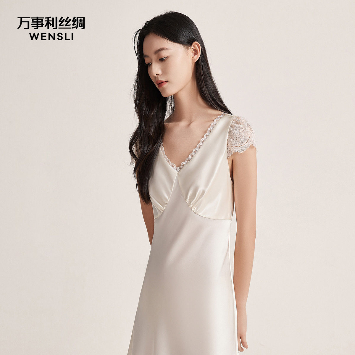 万事利真丝睡裙新款夏100%桑蚕丝蕾丝女士V领睡衣可外穿月光星河