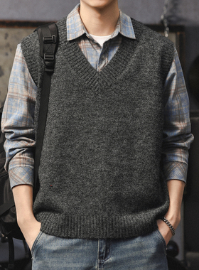 秋冬季叠穿小马甲针织背心男款内搭休闲v领毛衣潮流时尚套头上衣