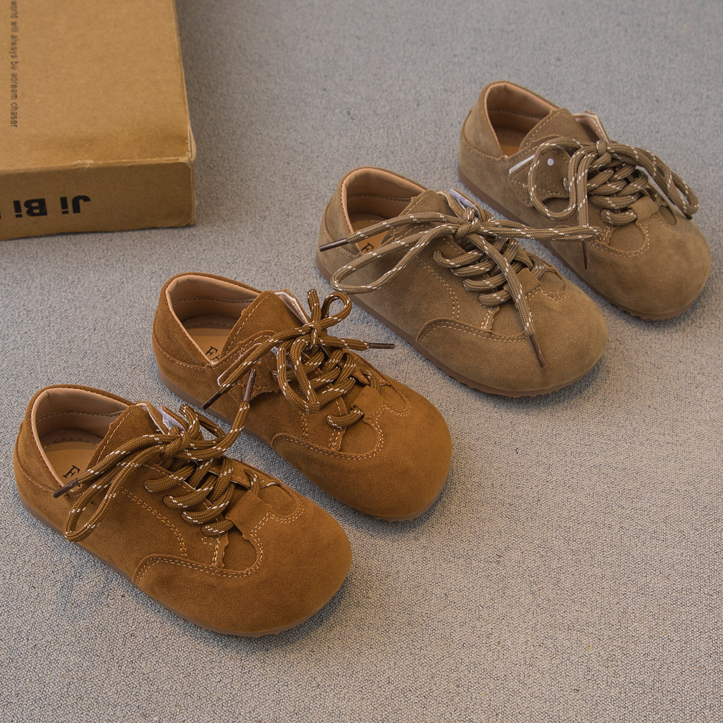 春秋款儿童女软底休闲勃肯鞋皮鞋