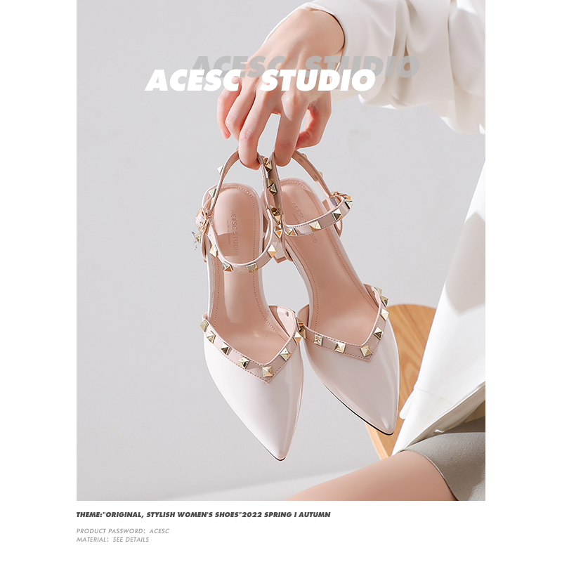 艾斯臣网红凉鞋女夏季铆钉尖头