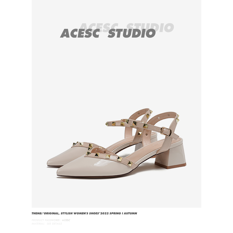艾斯臣铆钉尖头网红凉鞋