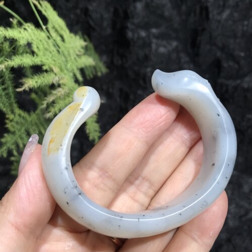 儒贤玉道新疆黑山籽料灵狐卡镯苏工立体雕刻狐狸和田玉开口卡镯