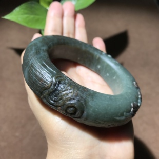 儒贤玉道新疆和田玉籽料沙枣青铜矿点枯木逢春雕花手镯