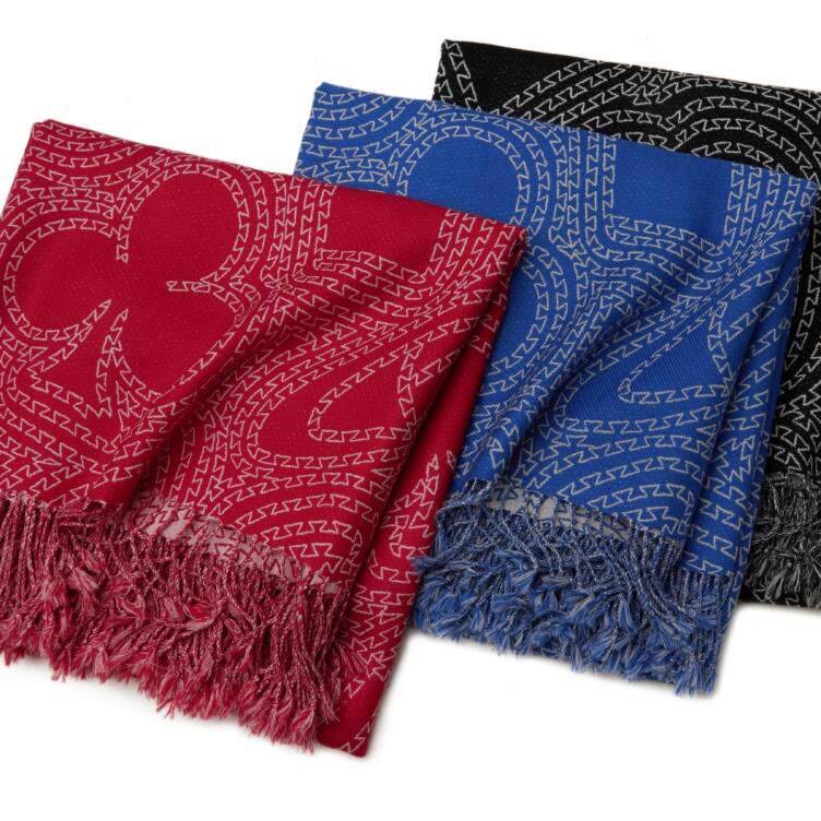 新品日单秋冬季中厚款朋克风澳洲细羊毛提花大方巾手工流苏保暖女