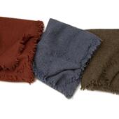 意单定制秋冬季 轻缩绒拼色花纱纯羊绒围巾女保暖外搭披肩两用围脖