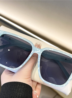 复古贝壳色大框白色圆脸显脸