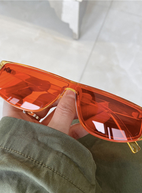 个性风异形红色透明墨镜抖音同款