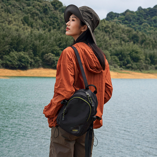 Fouvor户外双肩包男女轻便防水登山包旅行小背包超轻迷你帆布书包