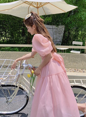 法式泡泡袖粉色连衣裙女2024夏季温柔风高级感气质茶歇初恋仙女裙