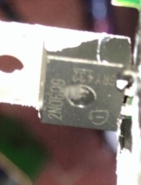 2N0609  汽车电脑板插脚 三极管   TO220封装