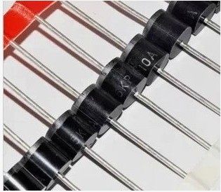 5KP30A TVS瞬态抑制二极管 TVS瞬态抑制二极管 专营汽车维修芯片