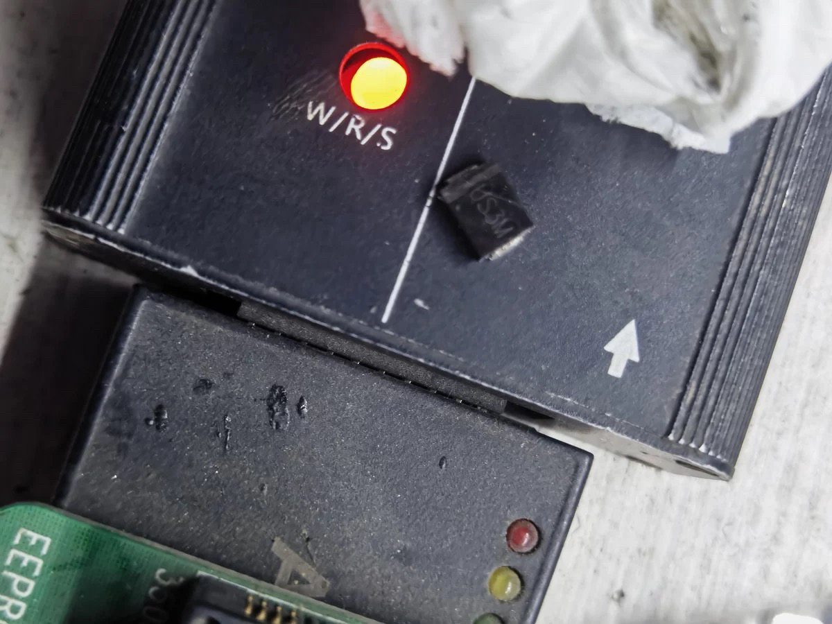 US3M原装3A1000V高压超快恢复二极管DO-214AB