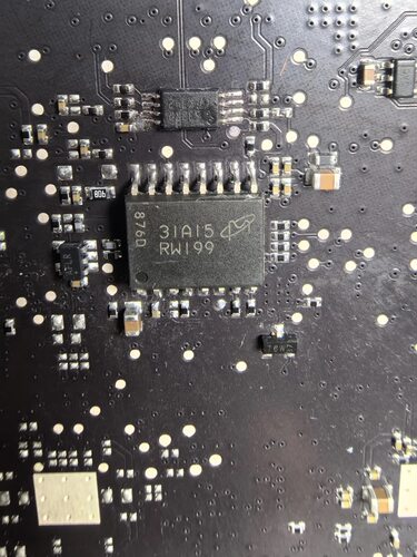 MT25QL128ABA8ESF-0AAT 丝印RW199 封装SOP-16 闪存存储芯片