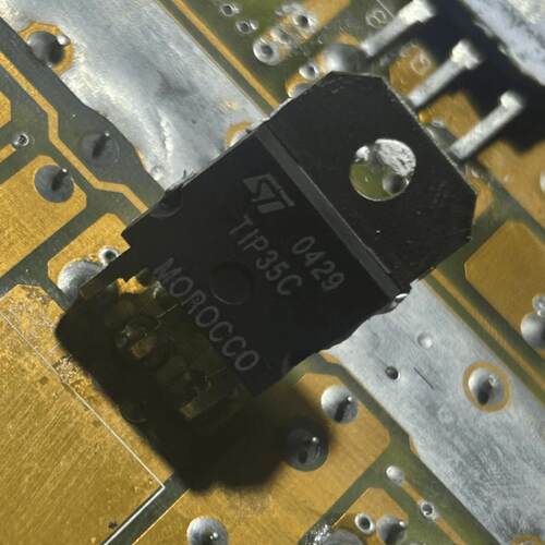 TIP35C汽车电脑板插脚三极管