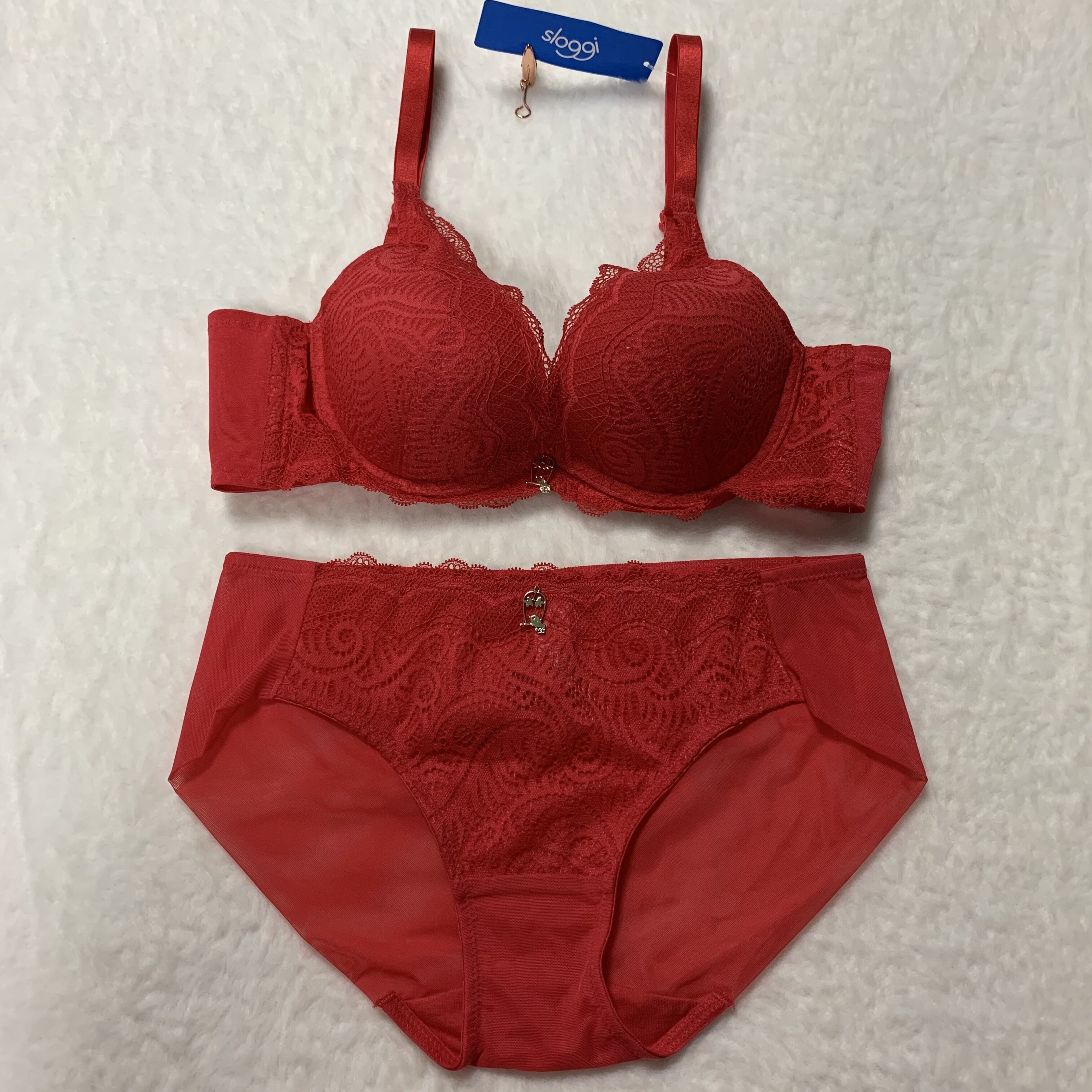 蕾丝女士本命年性感结婚内衣套装